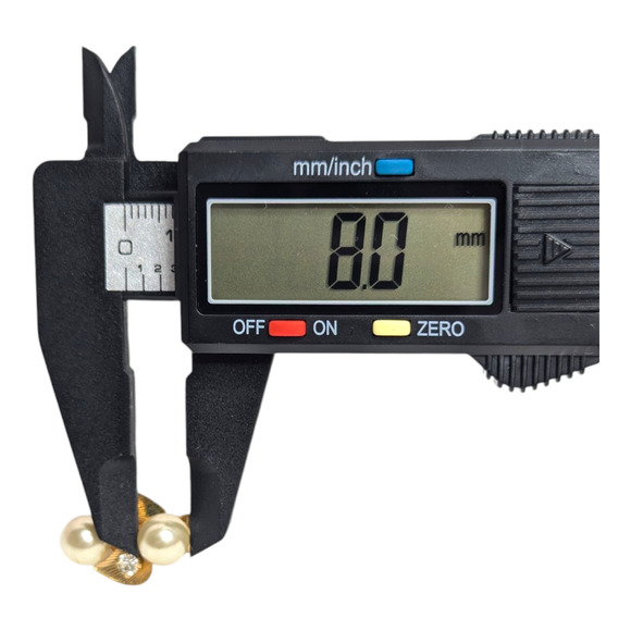 Vtg Dainty Gold Tone Pearl Cluster Clip On Earrings - Picture 4 of 7